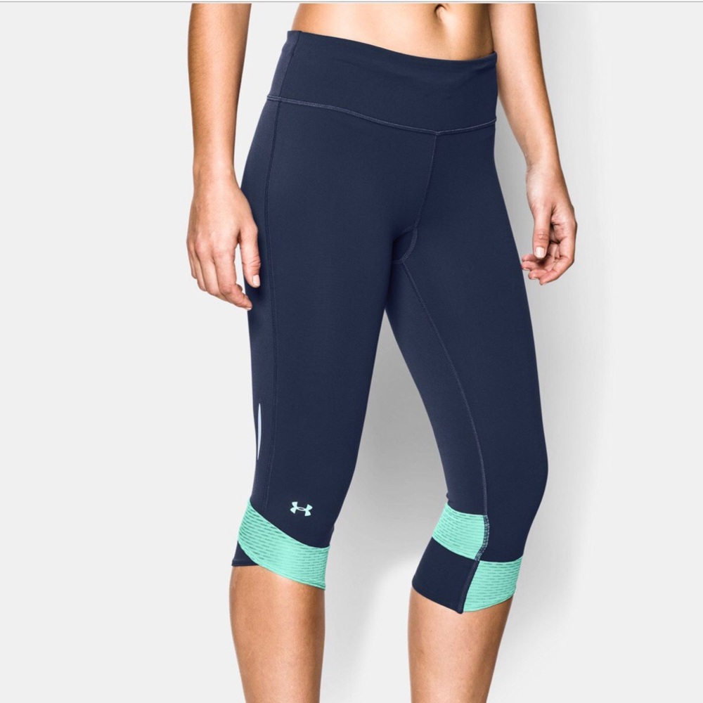 UnderArmour Compression Leggings- Medium- Black